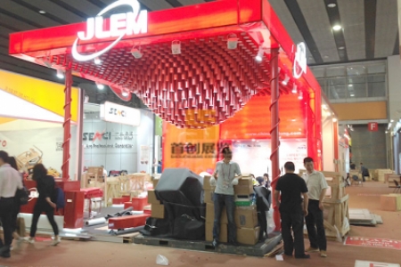 金龍 廣交會(huì)展臺(tái)裝修